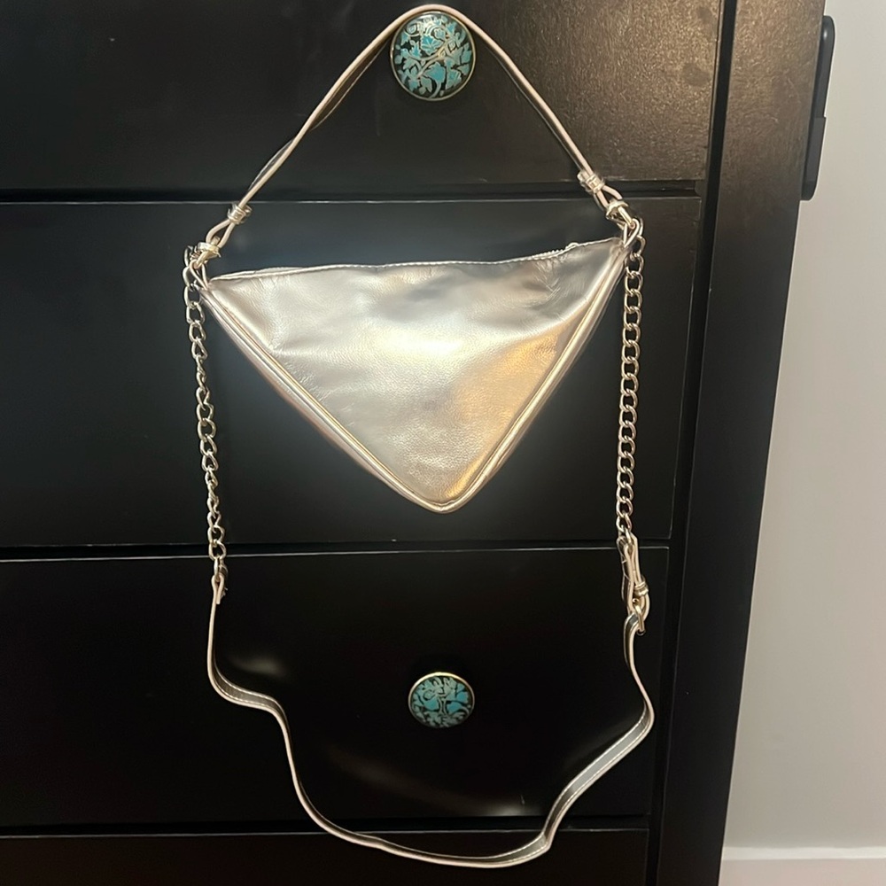 WILD FABLE triangle cross body bay with removable strap
